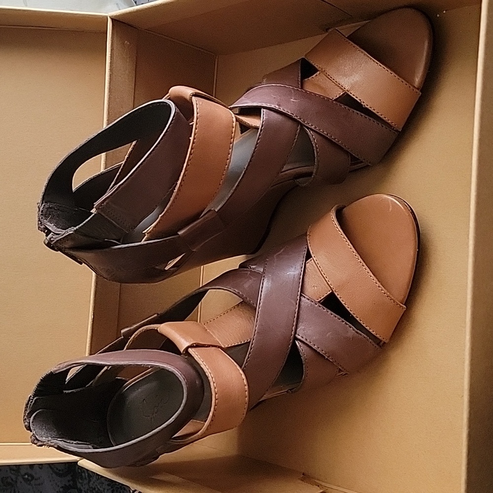 New In Box Joie Royce Wedge Sandals 7.5